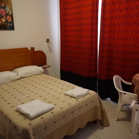 Hostal Camiluz Nazca Eksteriør bilde